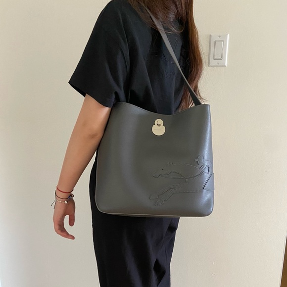 Longchamp Logo Patch Hobo Shoulder Bag ( gray ) - Picture 3 of 12